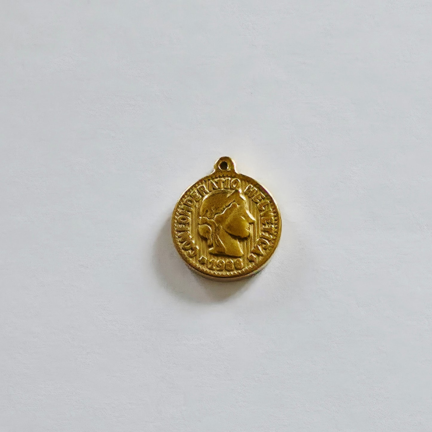 Charm Pièce de monnaie doré