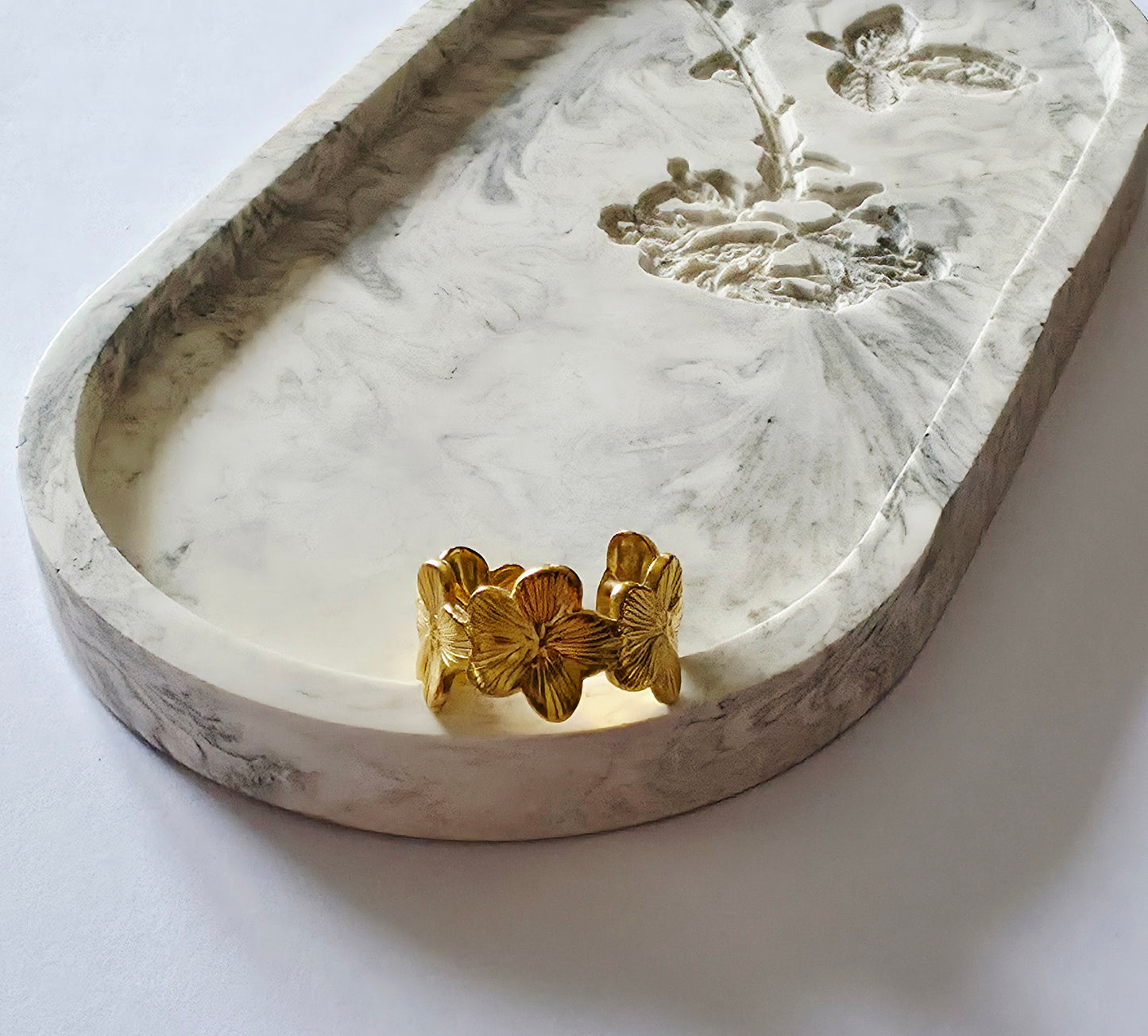 Bague Fleur relief