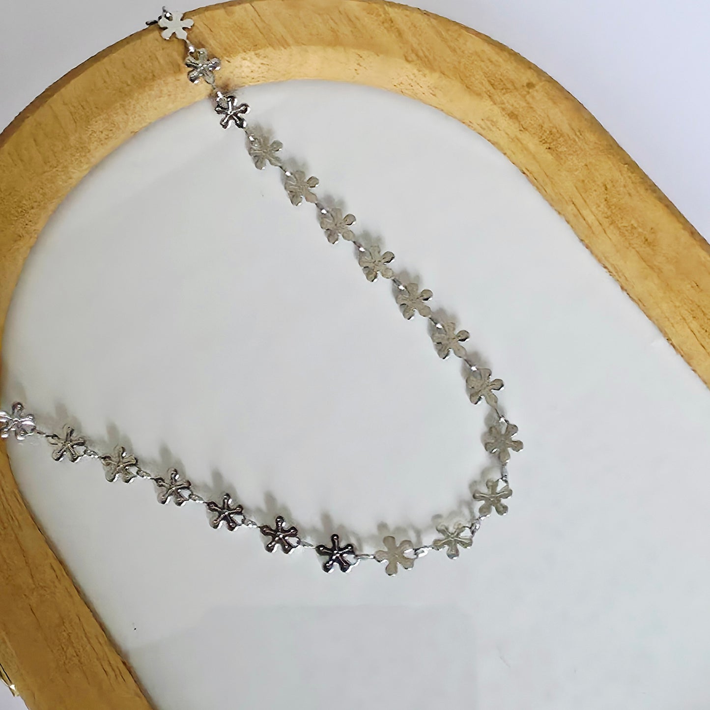 Collier ras de cou Fleurette