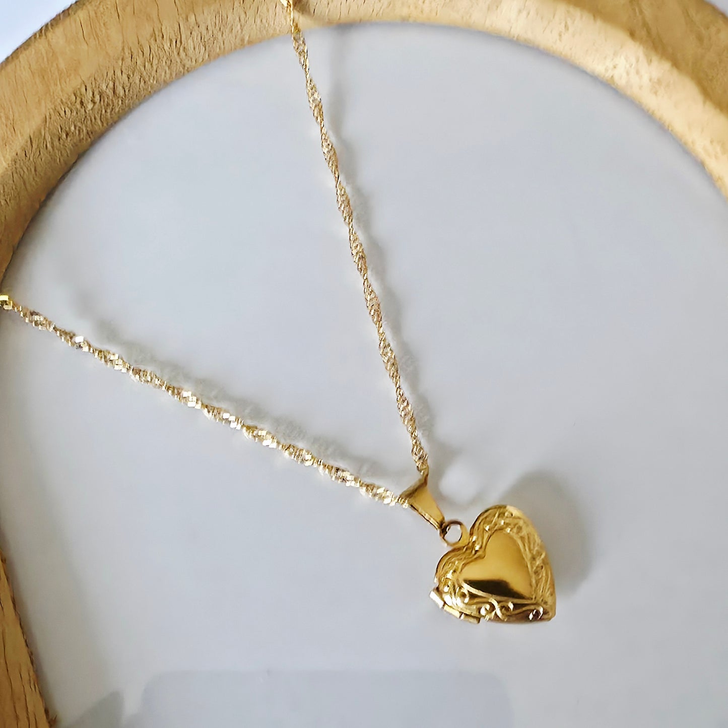 Collier médaillon coeur