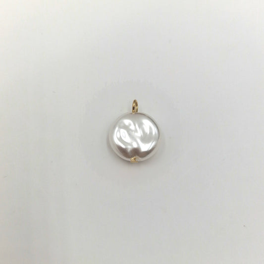Charm perle plate acrylique