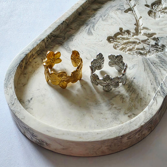 Bague Fleur relief