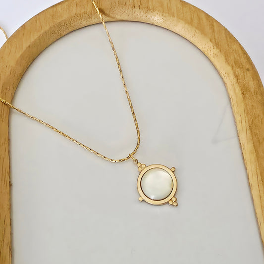 Collier médaillon Naël