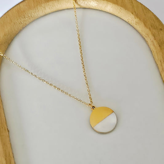 Collier médaillon Maya