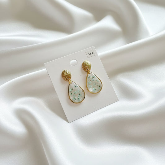 Boucles d'oreilles petites fleurs naturelles